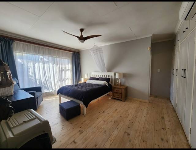 5 BEDROOM HOUSE FOR SALE IN VANDERBIJLPARK SE 3